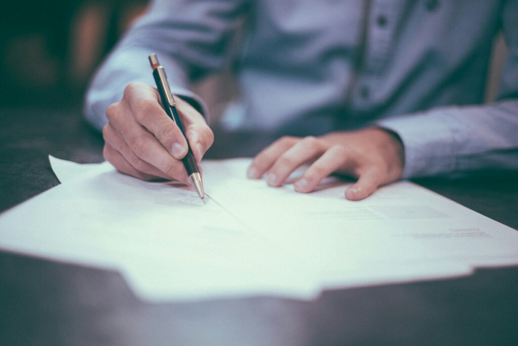 Documentación contractual para el sector asegurador